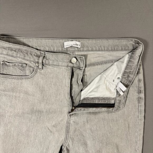 Loft Women's High Rise Kick Crop Jeans in Gray Wash Frayed Hems Stretch- Size 12 - Picture 4 of 9